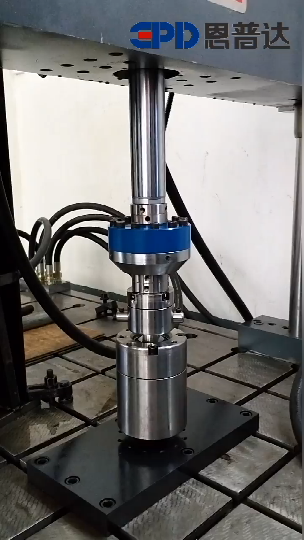 Axial fatigue test of rubber joint